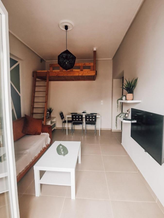 Efrosini'S By The Sea Apartment Chalkida Exterior foto